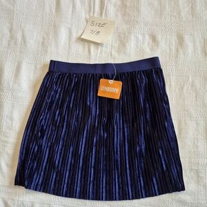 Gymboree girls size 7/8 or Medium navy pleated skirt, elastic waist NWT